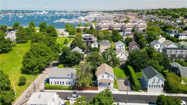40 Grafton Street, Newport, RI 02840