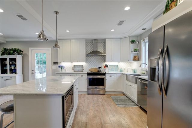 40 Grafton Street, Newport, RI 02840