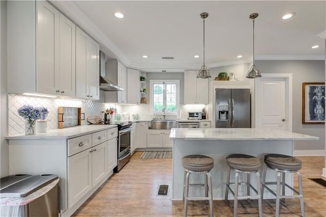 40 Grafton Street, Newport, RI 02840