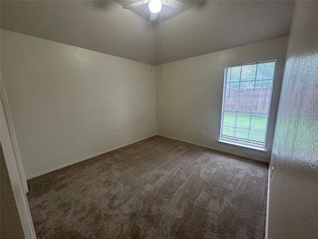 959 Grasswood Court, Arlington, TX 76017