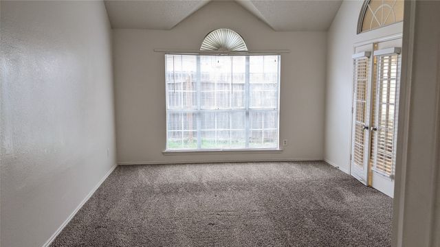 959 Grasswood Court, Arlington, TX 76017