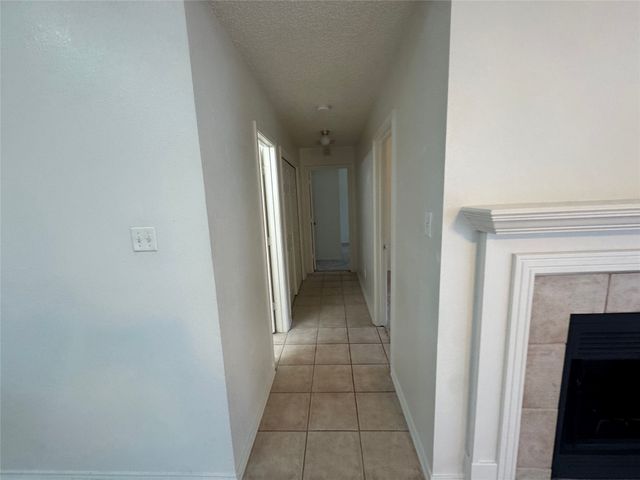 959 Grasswood Court, Arlington, TX 76017