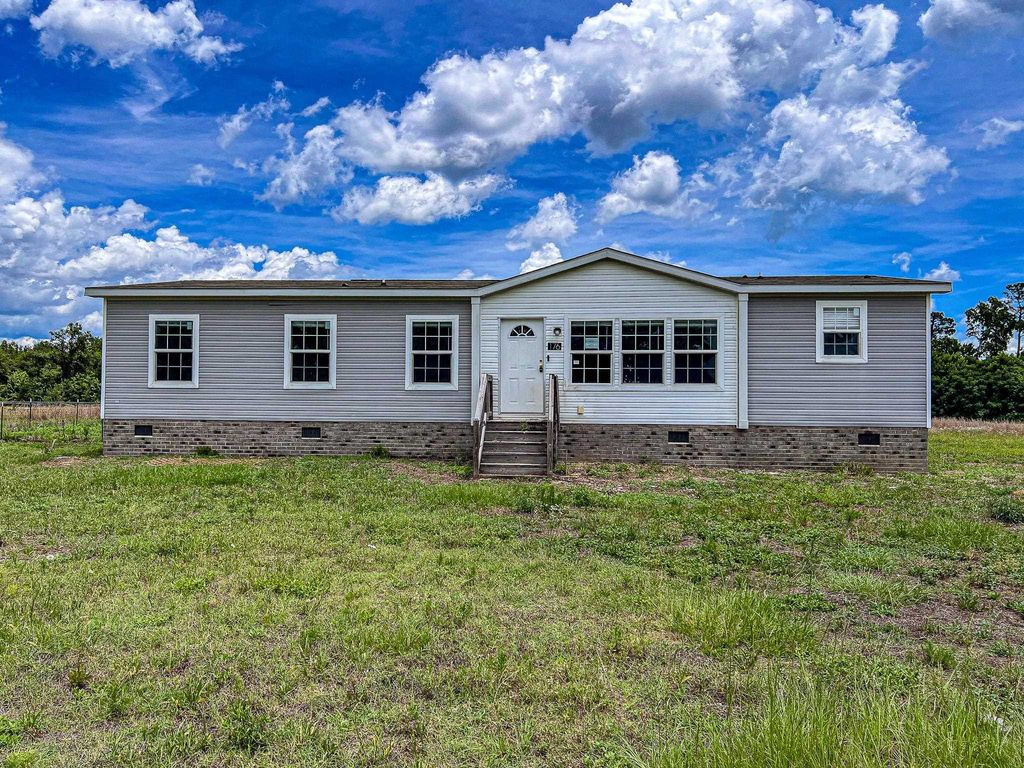 176 Old Flowers Rd., Johnsonville, SC 29555 — exterior
