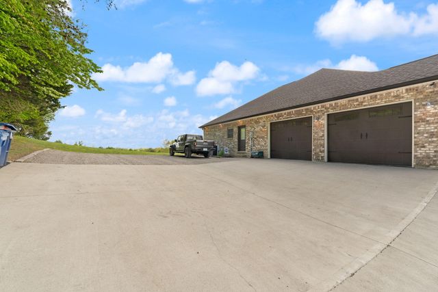 218 Gladstone Wesley Road, Science Hill, KY 42553