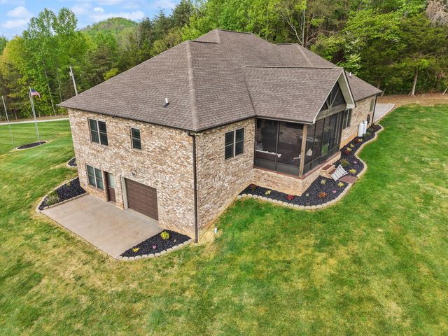 218 Gladstone Wesley Road, Science Hill, KY 42553