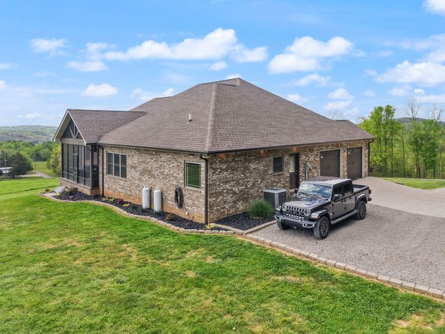 218 Gladstone Wesley Road, Science Hill, KY 42553