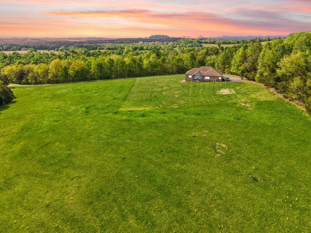 218 Gladstone Wesley Road, Science Hill, KY 42553