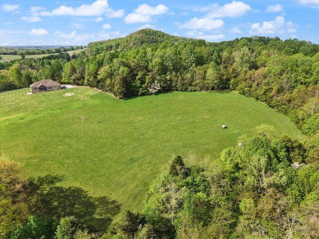 218 Gladstone Wesley Road, Science Hill, KY 42553