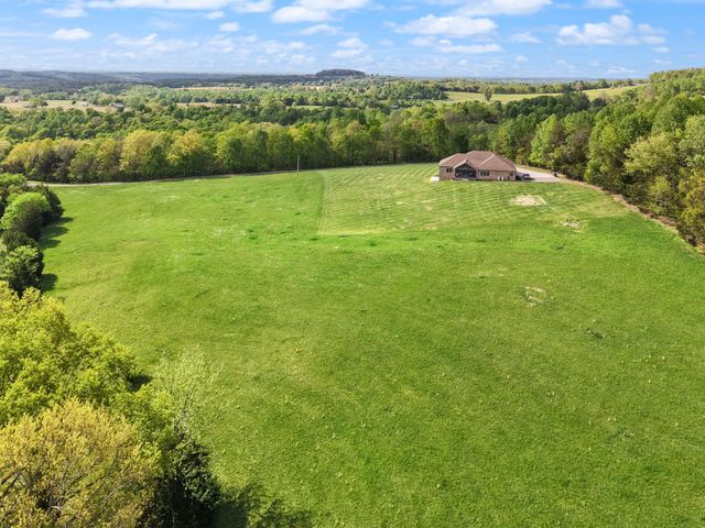 218 Gladstone Wesley Road, Science Hill, KY 42553