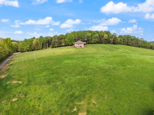 218 Gladstone Wesley Road, Science Hill, KY 42553