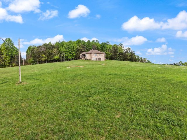 218 Gladstone Wesley Road, Science Hill, KY 42553