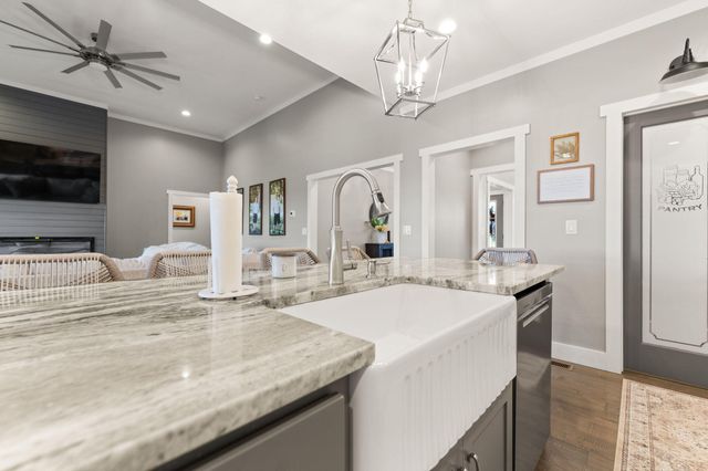 218 Gladstone Wesley Road, Science Hill, KY 42553
