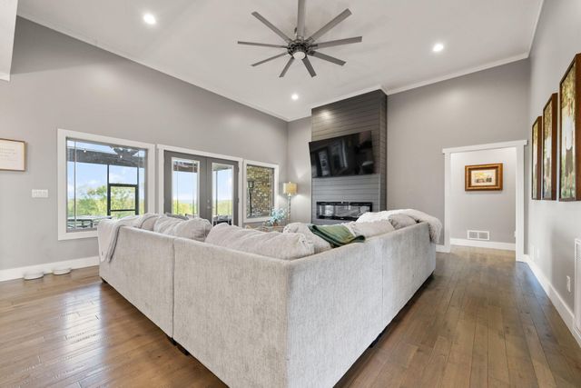 218 Gladstone Wesley Road, Science Hill, KY 42553