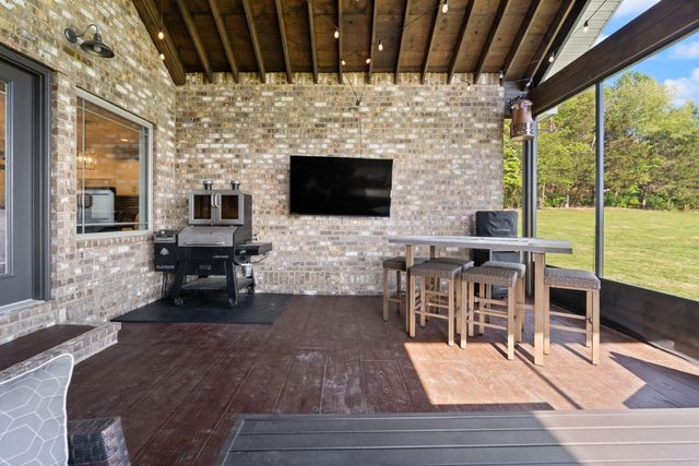 218 Gladstone Wesley Road, Science Hill, KY 42553