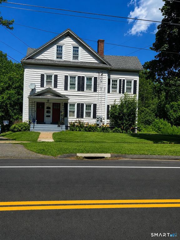 480-482 Hartford Avenue, Wethersfield, CT 06109