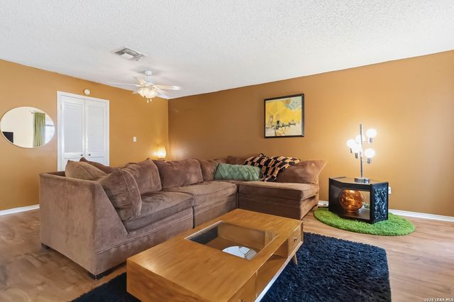 13719 Sunny, San Antonio, TX 78217