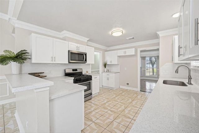12522 Magnolia Canyon, Houston, TX 77099