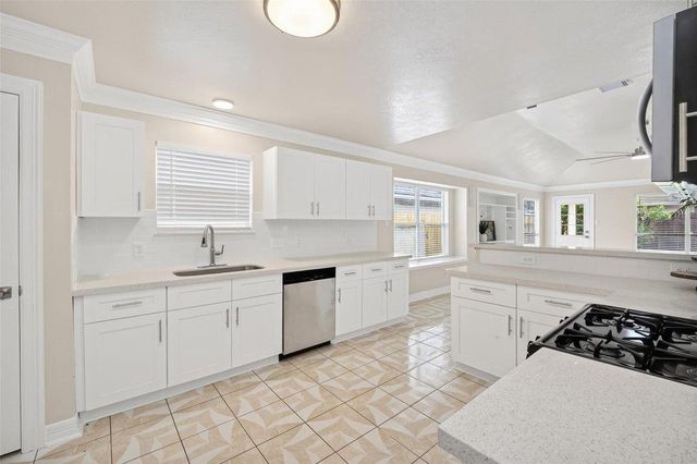 12522 Magnolia Canyon, Houston, TX 77099