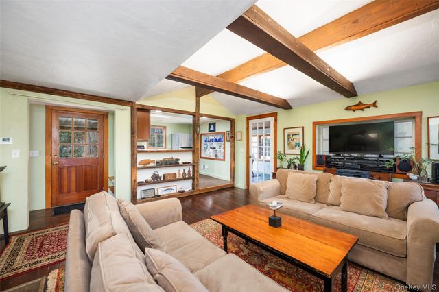23 Louis Street, Mahopac, NY 10541
