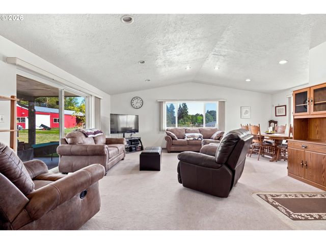 27205 Se CARL St, Gresham, OR 97080