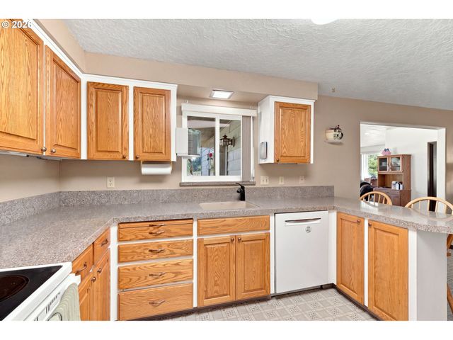 27205 Se CARL St, Gresham, OR 97080