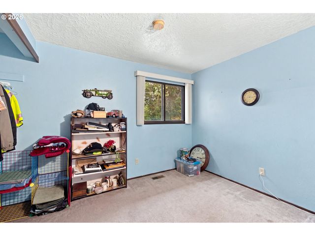 27205 Se CARL St, Gresham, OR 97080