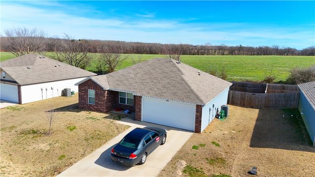212 Cherry Street, Lincoln, AR 72744