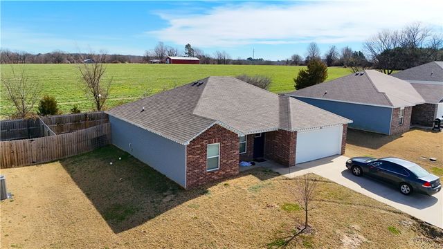 212 Cherry Street, Lincoln, AR 72744