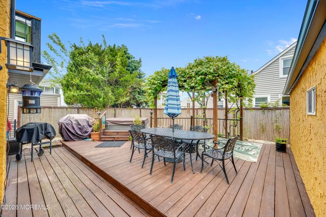62 K Street, Seaside Park, NJ 08752