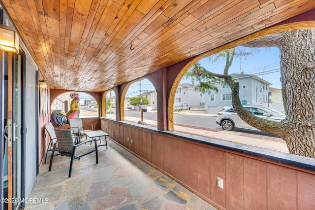 62 K Street, Seaside Park, NJ 08752