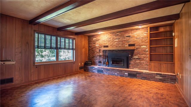 2516 Nicholson Rd, Franklin Park, PA 15143