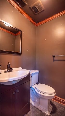 2516 Nicholson Rd, Franklin Park, PA 15143