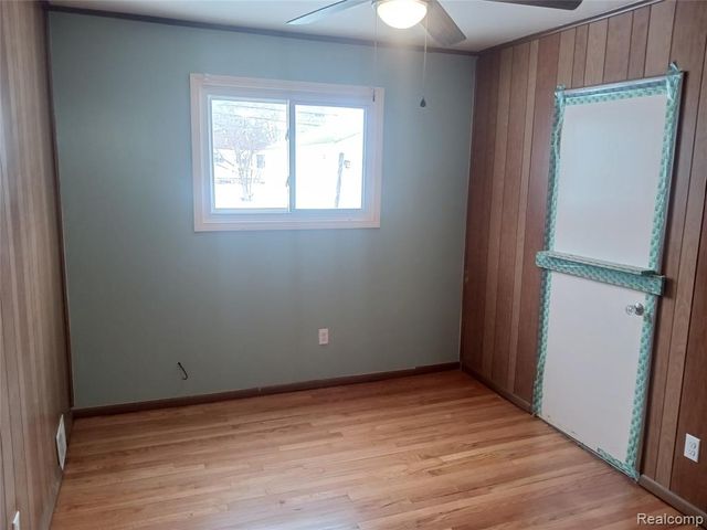 21734 Eastwood Court, Warren, MI 48089