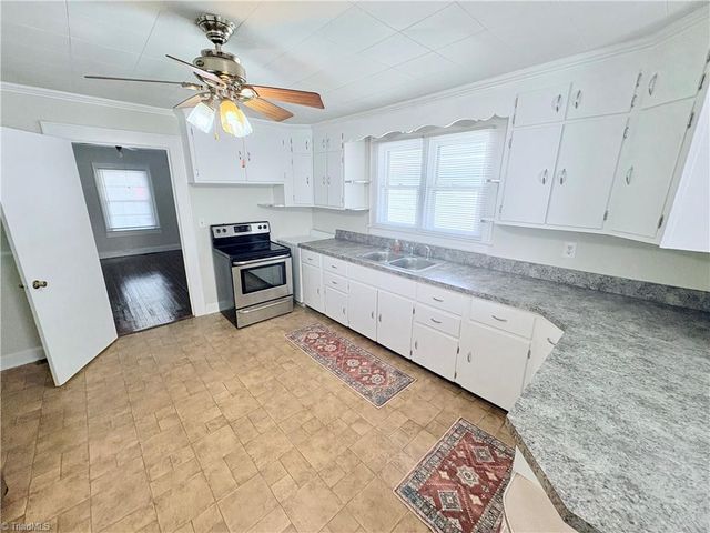 1604 Walker Place, High Point, NC 27260
