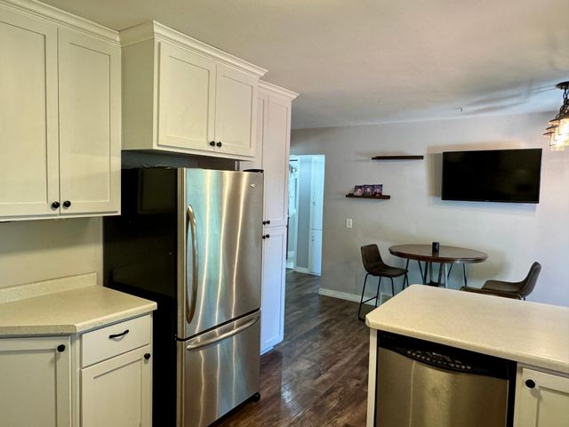 704 S 12th Street, Olivia, MN 56277