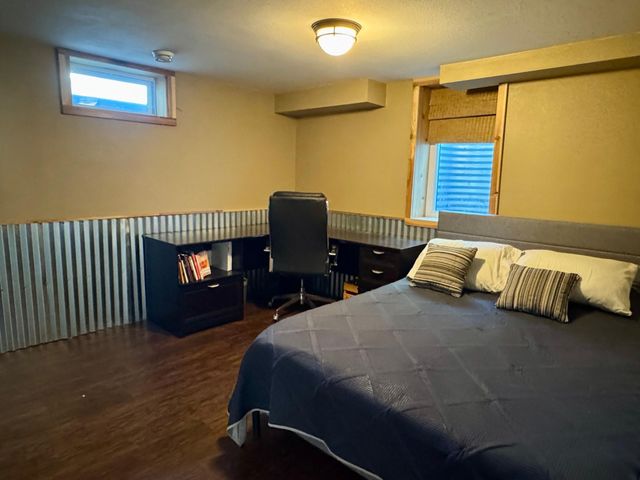 704 S 12th Street, Olivia, MN 56277