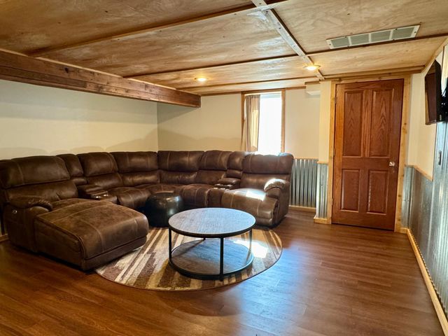 704 S 12th Street, Olivia, MN 56277