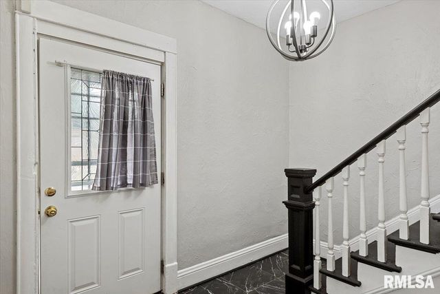 1601 S GLENWOOD Avenue, Springfield, IL 62704