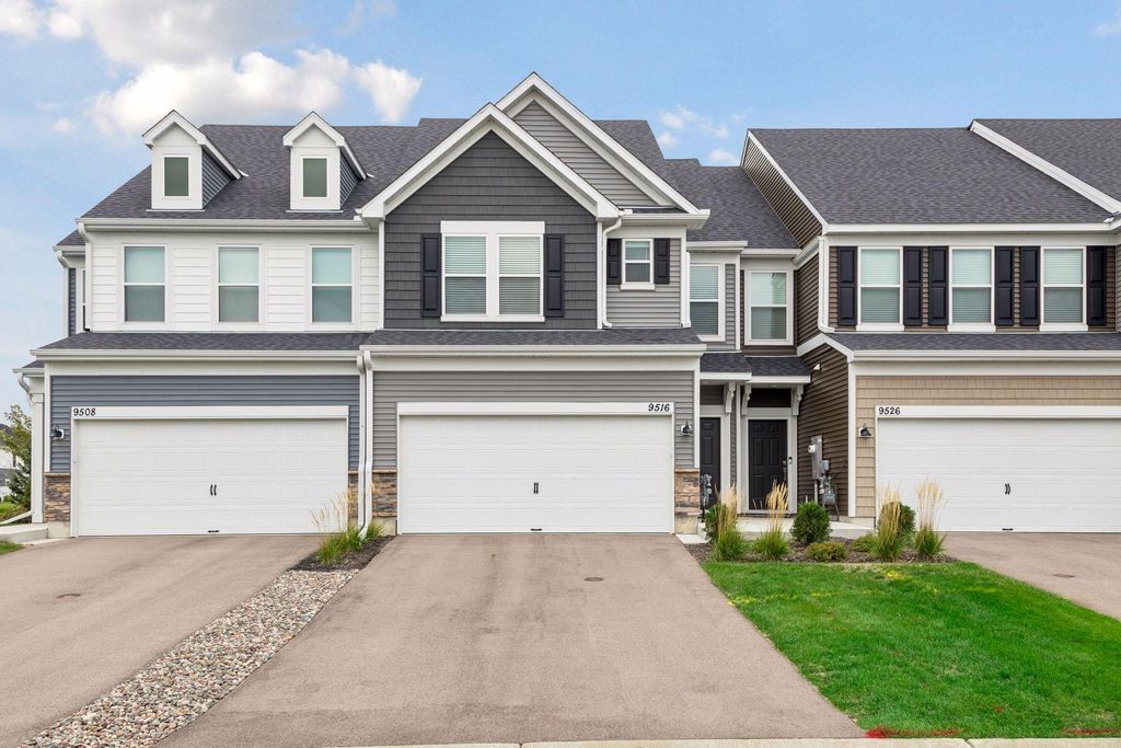 9516 4th Street N, Lake Elmo, MN 55042 — photo 2