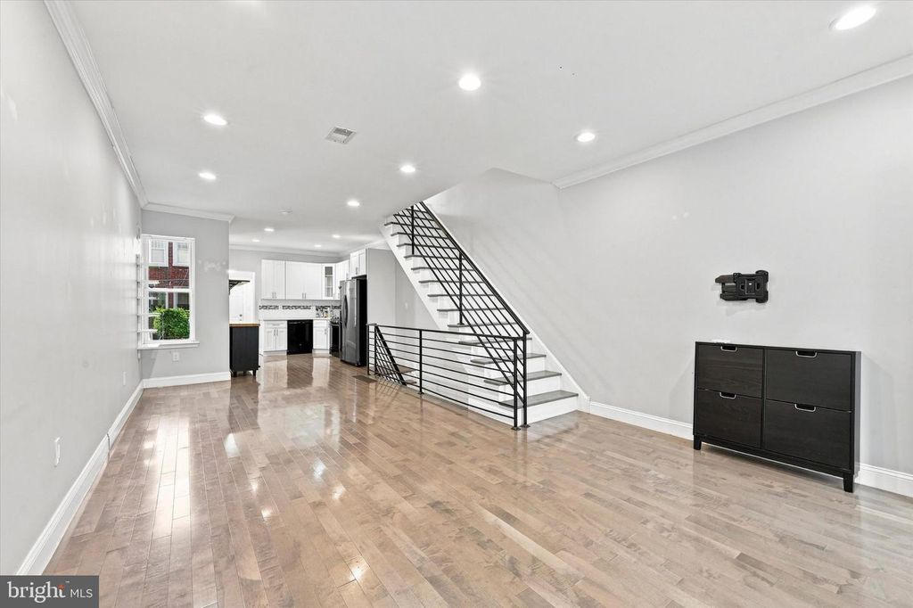 5223 ADDISON ST, PHILADELPHIA, PA 19143 — photo 3