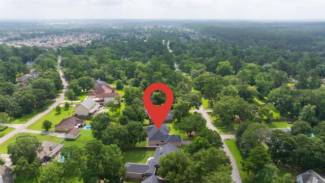 2452 Ripplewood Drive, Conroe, TX 77384