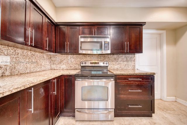 1116 Almeria Ave, Coral Gables, FL 33134