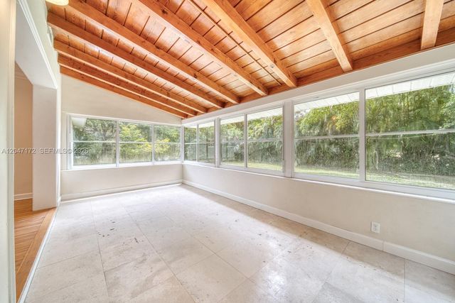 1116 Almeria Ave, Coral Gables, FL 33134