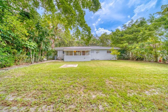 1116 Almeria Ave, Coral Gables, FL 33134
