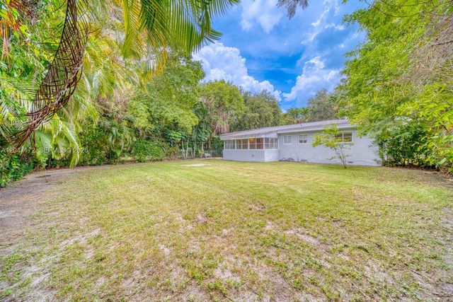 1116 Almeria Ave, Coral Gables, FL 33134