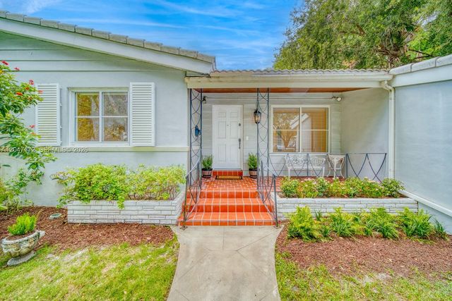 1116 Almeria Ave, Coral Gables, FL 33134