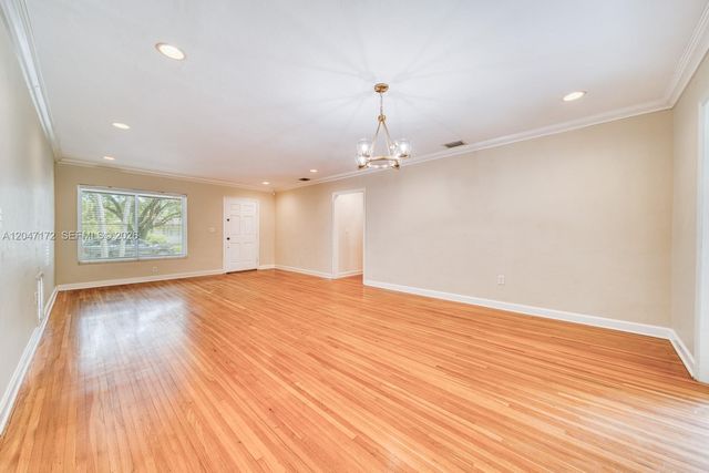 1116 Almeria Ave, Coral Gables, FL 33134