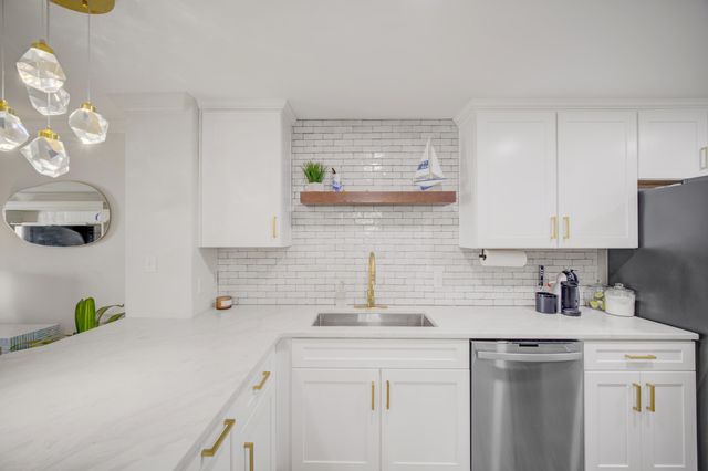 670 Nautilus Court 202, Fort Walton Beach, FL 32548