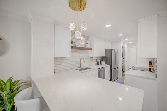 670 Nautilus Court 202, Fort Walton Beach, FL 32548