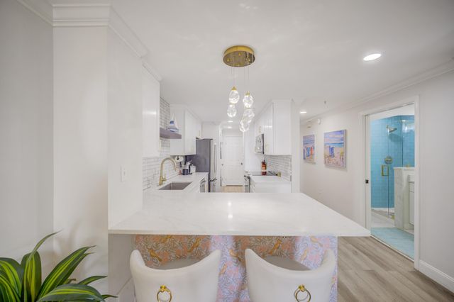 670 Nautilus Court 202, Fort Walton Beach, FL 32548